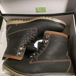 Men's Black and Tan Leather Boots